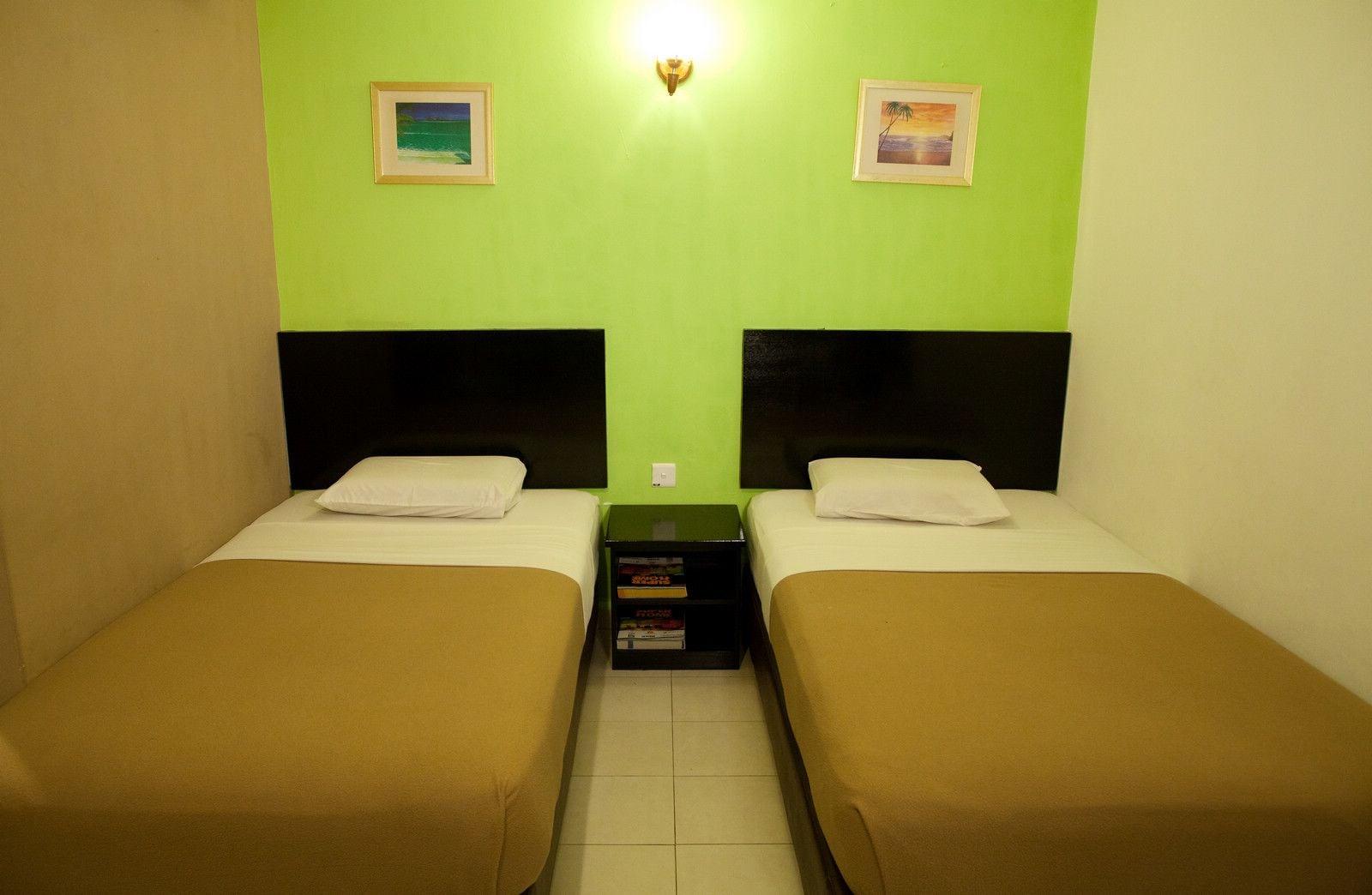 Hotel Ria Джохор Бахру Екстериор снимка