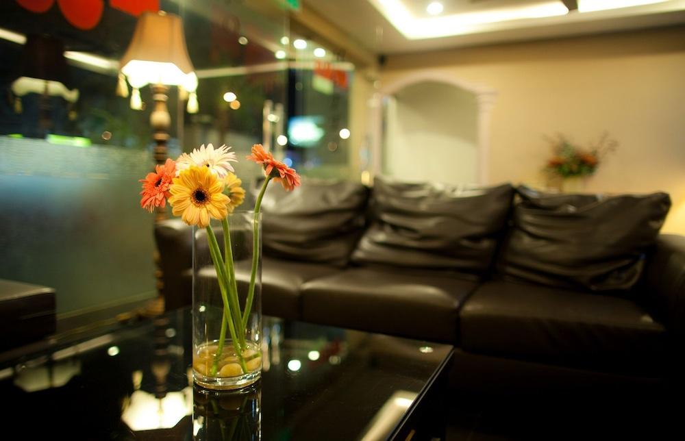 Hotel Ria Джохор Бахру Екстериор снимка